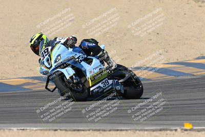 media/Jan-10-2025-CVMA Friday Practice (Fri) [[489e0da257]]/Group 4 and Trackday/Session 3 (Turns 9 and 10)/